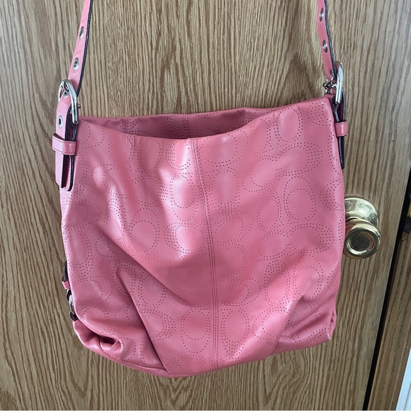 Coach Crossbody Purse Pink with Adjustable Strap - Picture 2 of 9